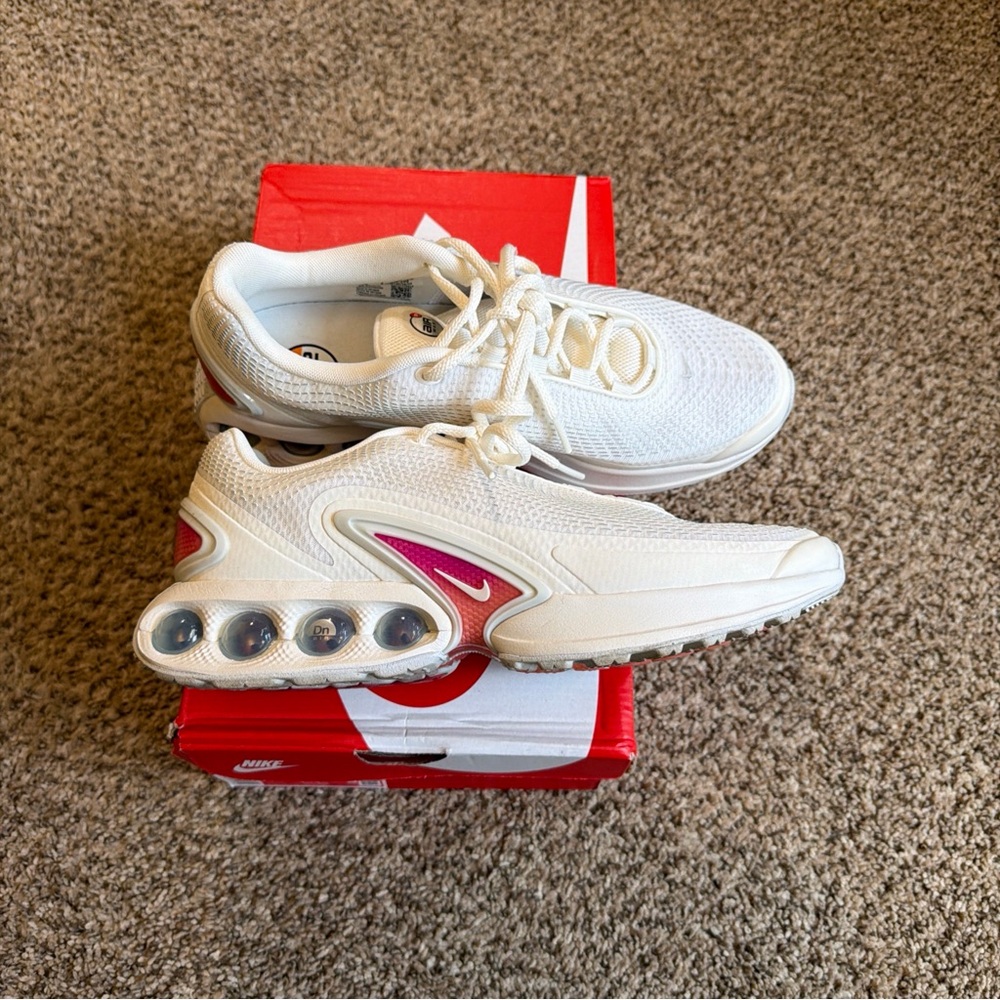 Nike women air max DN Sneakers